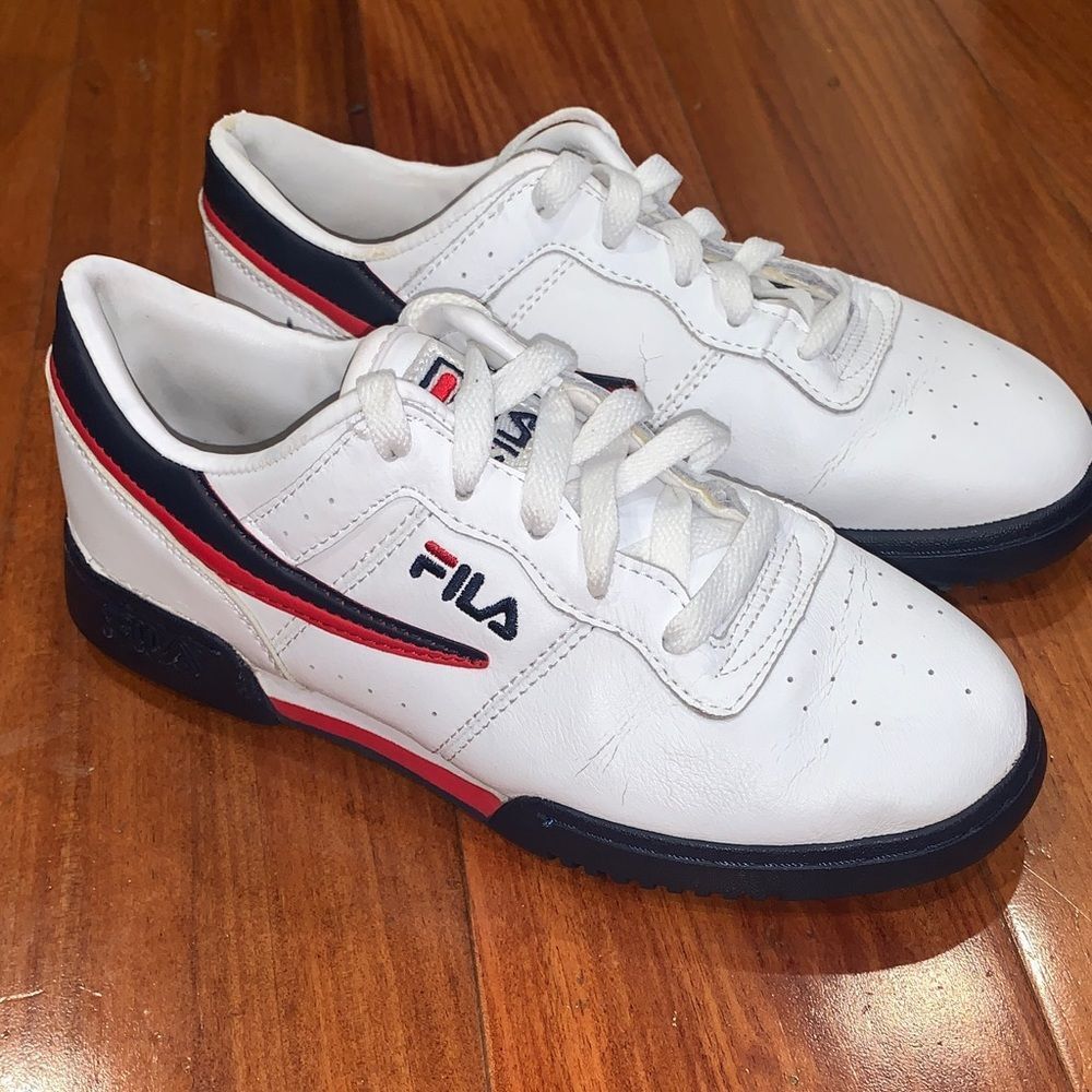 Fila White Sneakers with Navy and Red Accents size 5